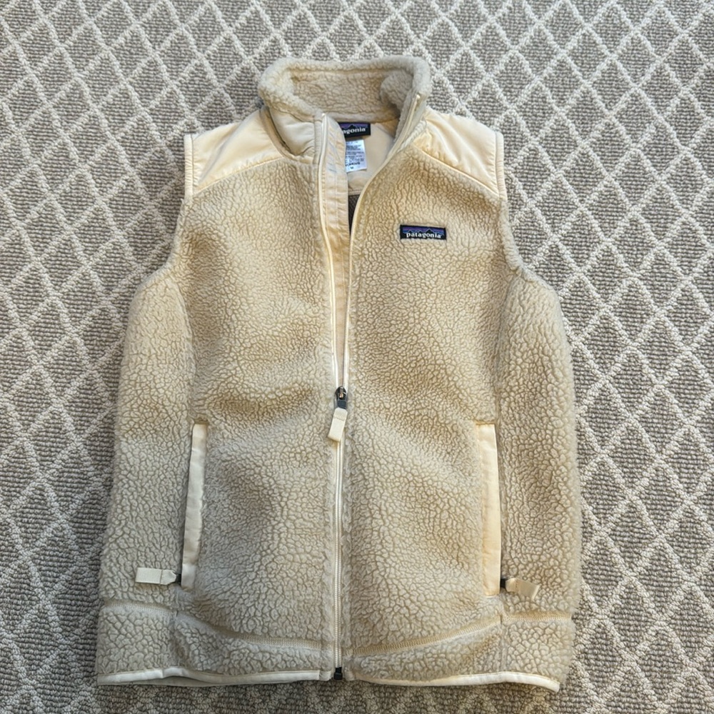 Gently worn Patagonia fleece vest women’s -size M